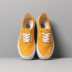 Vans Authentic (pig suede) in Mango Mojito